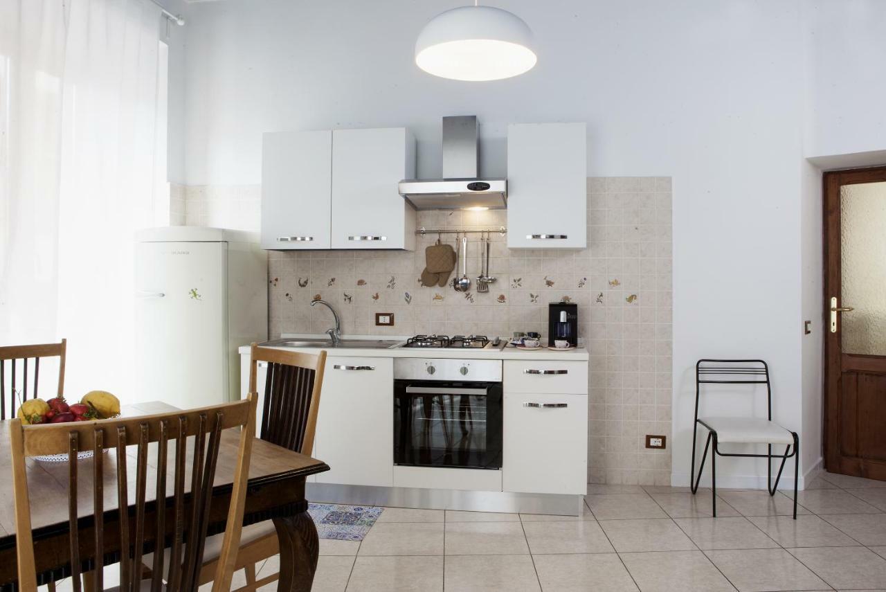 Appartement Carletti Urban Flat à Viterbe Extérieur photo